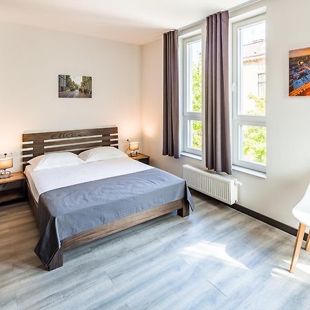 Central Park Apartments Lwów Zewnętrze zdjęcie