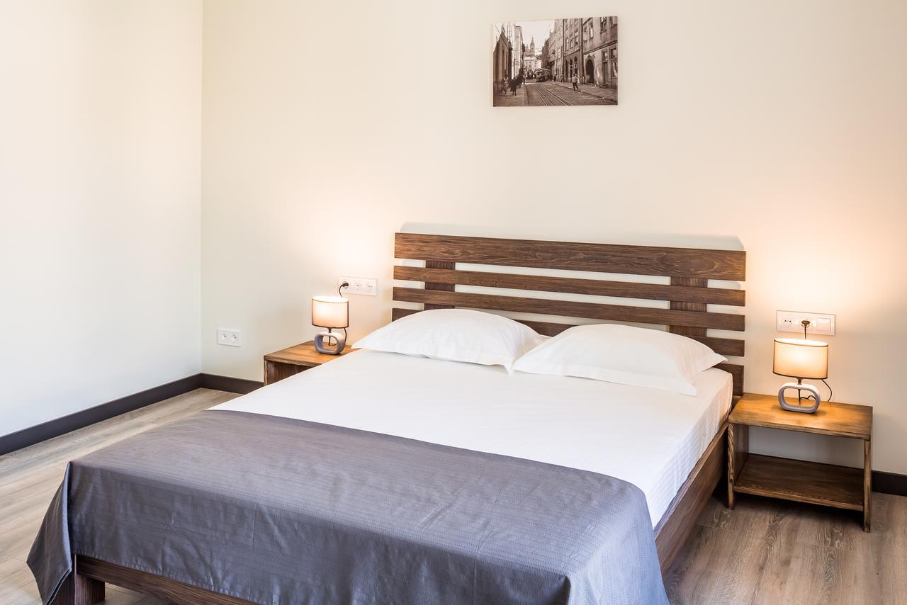 Central Park Apartments Lwów Zewnętrze zdjęcie