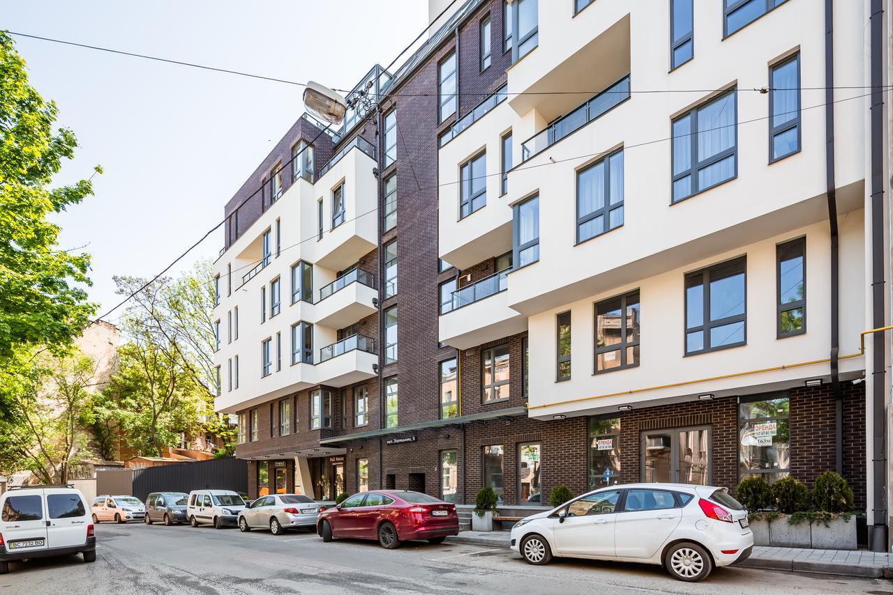 Central Park Apartments Lwów Zewnętrze zdjęcie