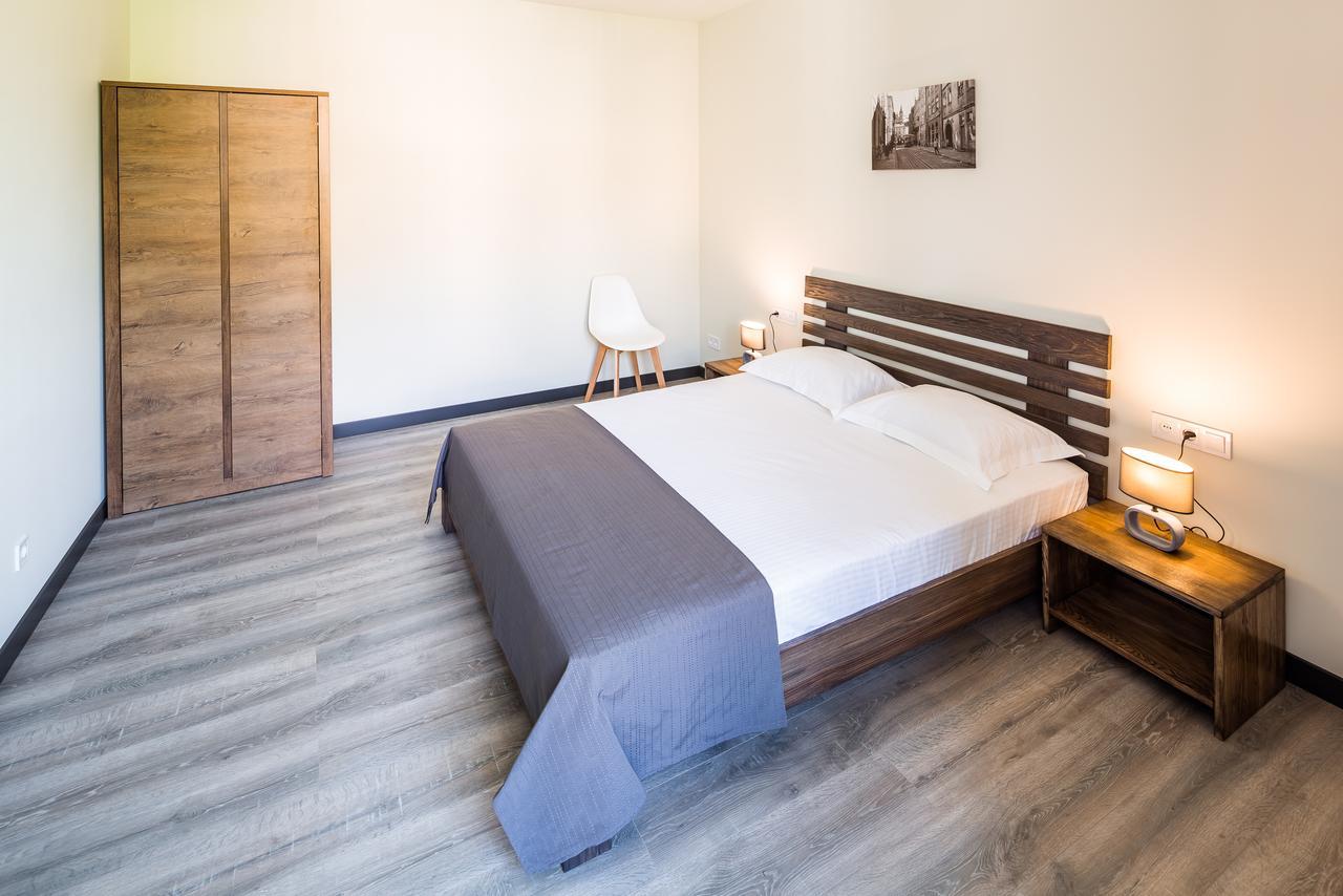 Central Park Apartments Lwów Zewnętrze zdjęcie